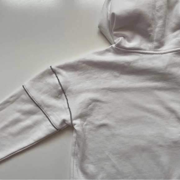 Champion x Urban Outfitters Exclusive White Reflective Hoodie Sweatshirt - Picture 13 of 15